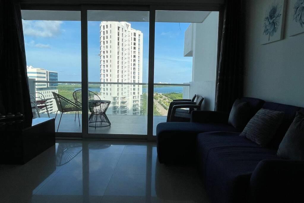 Malecon Americas By Andiani Travel Cancún Kültér fotó